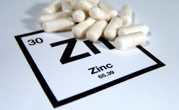 Todo lo que necesita saber sobre el zinc: Beneficios, dosis, fuentes y efectos secundarios 4